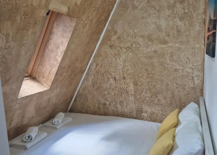 Zlatni Breg 公寓 *